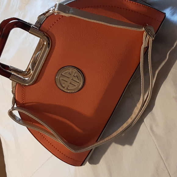 Purse - Picture 4 of 4